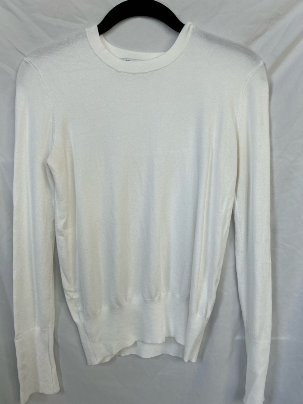 Zara Classic White Crewneck Sweater